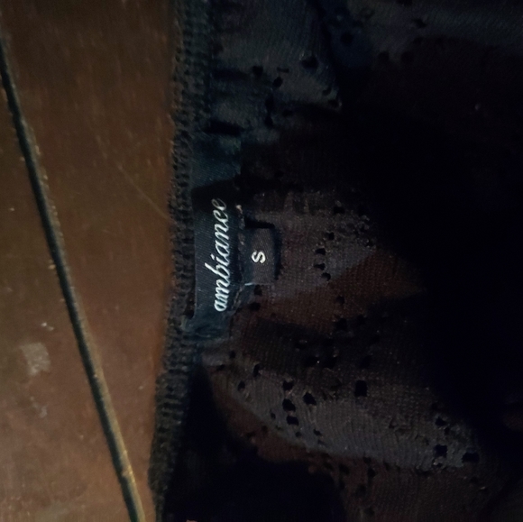 Lace Romper - Picture 3 of 3